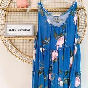 floral sleeveless top ⭐️2 FOR $25